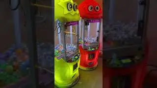 Розважальний автомат з іграшками Кран машина Magic Egg V3 KidsGame.com.ua