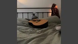 Under the bleeding moon. (Bedroom Sessions)