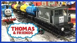 GRUMPY DIESEL TANK CAR TRAIN WITH SPITEFUL BRAKEVAN Thomas and Friends