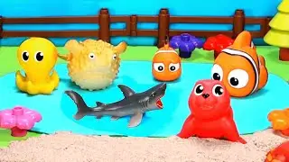 Embark on an educational safari with this Fun Playset - Discover Zoo Animal Names