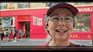Harcel&eacute;e par des clients de la librairie Violette & co
