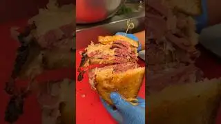 This might be the BEST Reuben in NYC! The &ldquo;Reuben Fresser&rdquo; from Mark&rsquo;s Off Madison. 🔥 #DEVOURPOWER
