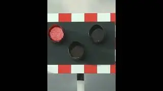 United Kingdom Railway Crossing Lights and Bells 🛤️ Railway 🚧 Trains 🚦 Subway.mp4
