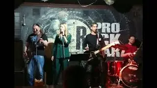 HIT 🤘 🔥 MIDNIGHT - КАВЕР - ГРУППА /ЕКАТЕРИНБУРГ 🎶 / EKATERINBURG PARTY in Rock club подскажите песню