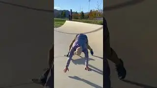 First Time Dropping In😳 #shorts #skateboarding #droppingin #skatepark #slams #falls