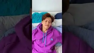 Когда твоя девушка засыпает на твоей руке 😴