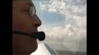 Boer heeft eigen 'vliegveld' in Emmer-Compascuum