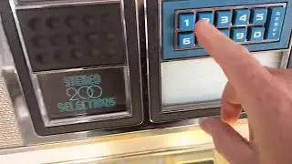 Jukebox Ami Rowe R81