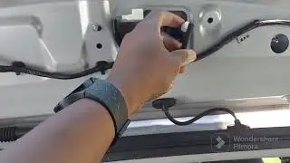 2014 Hyundai Santa fe Sport third brake light replacement