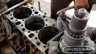 DD13 DD15 DD16 engine block machining repair resurface overhaul preparation Freightliner Cascadia