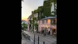 La Maison Rose in Paris #France