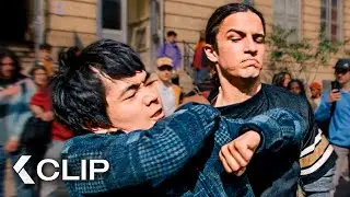 Li lance le légendaire coup de pied du dragon contre Conor - KARATE KID: LEGENDS Clip