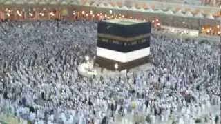 علي ملا يصدح باذان العشاء حج 1433