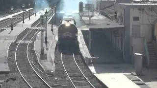 D&eacute;part d'unit&eacute; multiple ( locomotives ) de la gare de constantine