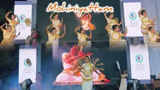 Mohiniyattam Dance Performance 