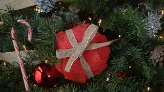 DIY Easy Christmas Gift Wrapping -- Crepe Paper Ball!
