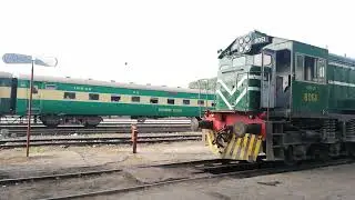 Epic track sound Millat express departure from Multan Cantt Railway station Pakistan Railways