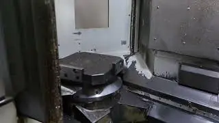 2006 Mori Seiki NH4000 CNC 4-Axis Horizontal Machining Center with (3) Position Pallet Changer