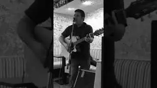 Zombie - Cranberries loop cover by Al Mitchell @ The Ruby Chinese restaurant in Helensburgh 🏴󠁧󠁢󠁳󠁣󠁴󠁿