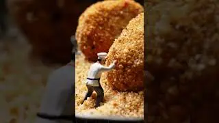 Tiny Chef vs. Giant Crispy Risol