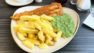 Yorkshire Fisheries Blackpool Cod Fish Special Fish Chips & Peas #yorkshirefisheriesblackpool #fish