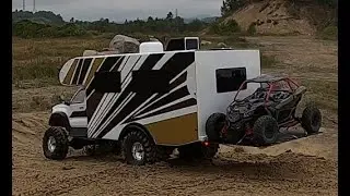 DUALLY RC CAMPER TRUCK & BRUSHLESS AXIAL YETI CAN-AM ADVENTURE.