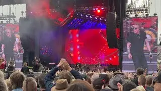 Guns N’ Roses - Civil War
