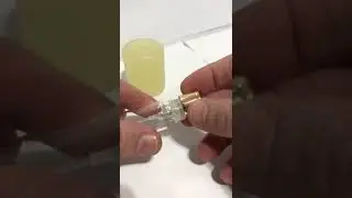 Como Recravar V&aacute;lvula Easylock em Flaconete Vidro 15ml -  Usando Dispositivo Recrave