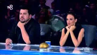Erbane Improvise solo by Farhood Khademi Erbane Solo - Yetenek Sizsiniz Türkiye   #erbane #framedrum