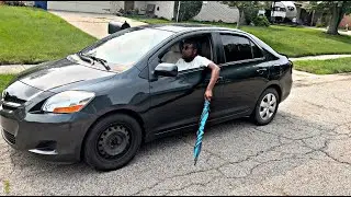 BLIND DRIVER SLOWS DOWN TRAFFIC