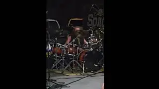 Dave Reinhardt- drum solo over band kix