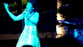 Little Dragon - Feather (LIVE @ Coachella 2010) [720p]