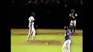 CHC@NYM: Dwight Gooden strikes out Gary Matthews (1984)