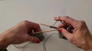 Backwards loop cast on method - knitting tutorial for casting on underarm stitches