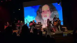 Can't Find My Way Home performance by Clapton is Godfrey