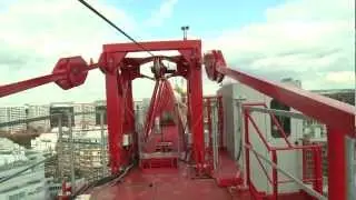 Kranf&uuml;hrer: Arbeiten auf dem 60-Meter-Stahl-Koloss