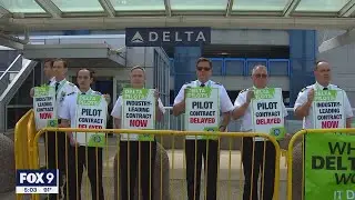 Delta pilots picket at MSP Airport as busy travel weekend approaches | FOX 9 KMSP