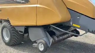 CHALLENGER LB34B PTO Big Baler