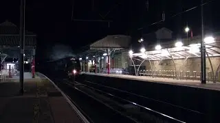 46233 Hammers through Oxenholme with the Lakes Express ECS 14/9/15.