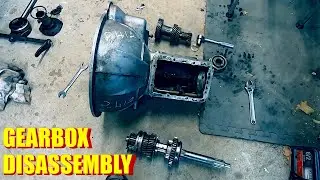 Triumph TR4 Gearbox Teardown | WEGS GARAGE