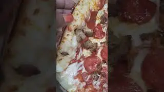 PEPPERONI & SAUSAGE PLEASE!!! #pizza #pizzalover #pepperonipizza #foodie #shorts