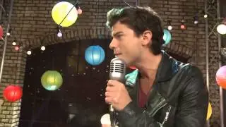 The U Mix Show  Lodovica Comello e Diego Dominguez cantano  Luz, c&aacute;mara, acci&oacute;n
