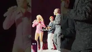 Поклонники Сабрины Карпентер проигнорировали ее неожиданного гостя