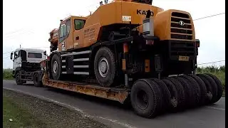 TRUCK TRAILER UD QUESTER GKE 280 MUATAN CRANE KATO PROTON SR 700L 60 TON