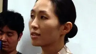 Asiana flight attendant hailed a hero