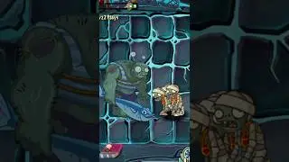 Pyramid-Head Mummy Vs. Baby Face Gargantuar/ Plants Vs. Zombies 2