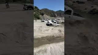 Silverado 4x4 en acci&oacute;n #offroad #enalgunlugardelmundo #silverado #azusacanyon
