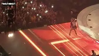 Travis Scott... 3500... Stage Dive ( Live Madison Square Garden)