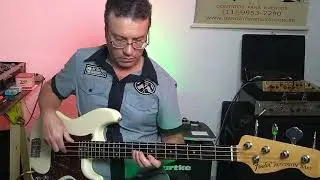 Rockixe (Raul Seixas) - Bass Cover by Carlos Fuccia