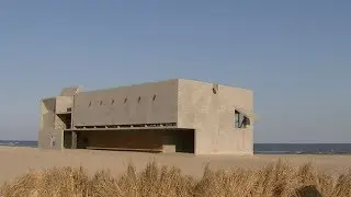 World's 'loneliest library' in China offers serene seaside views